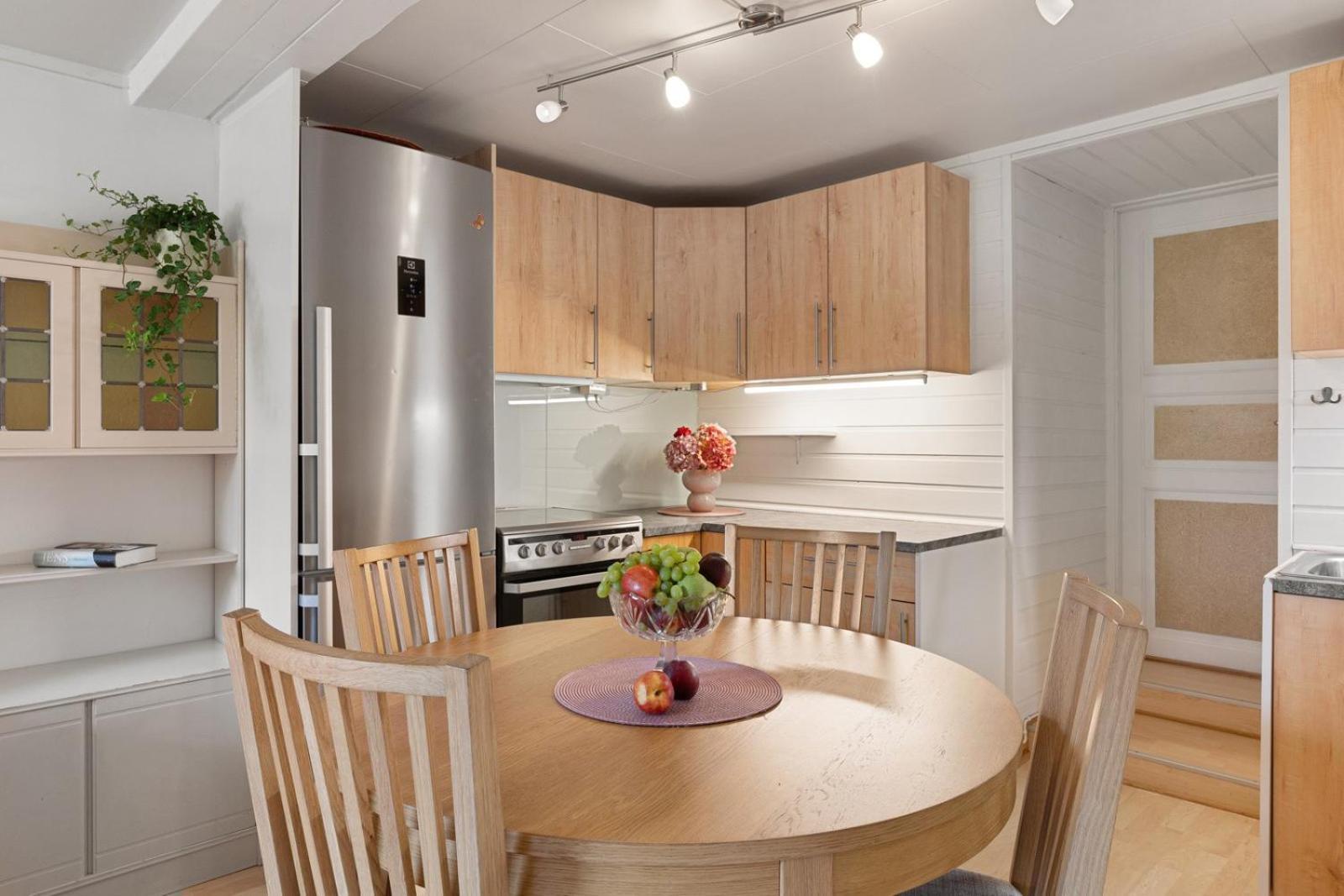 Room In Cozy Apartment 7 Min Walk From The City Center ทรอมโซ ภายนอก รูปภาพ